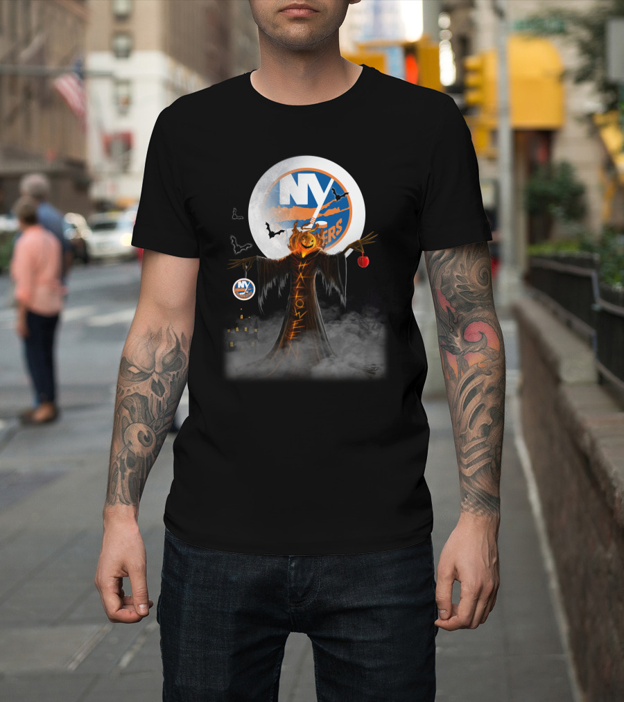 Halloween New York Islanders Pumpkin Moon Bats Spooky Scene T-Shirt
