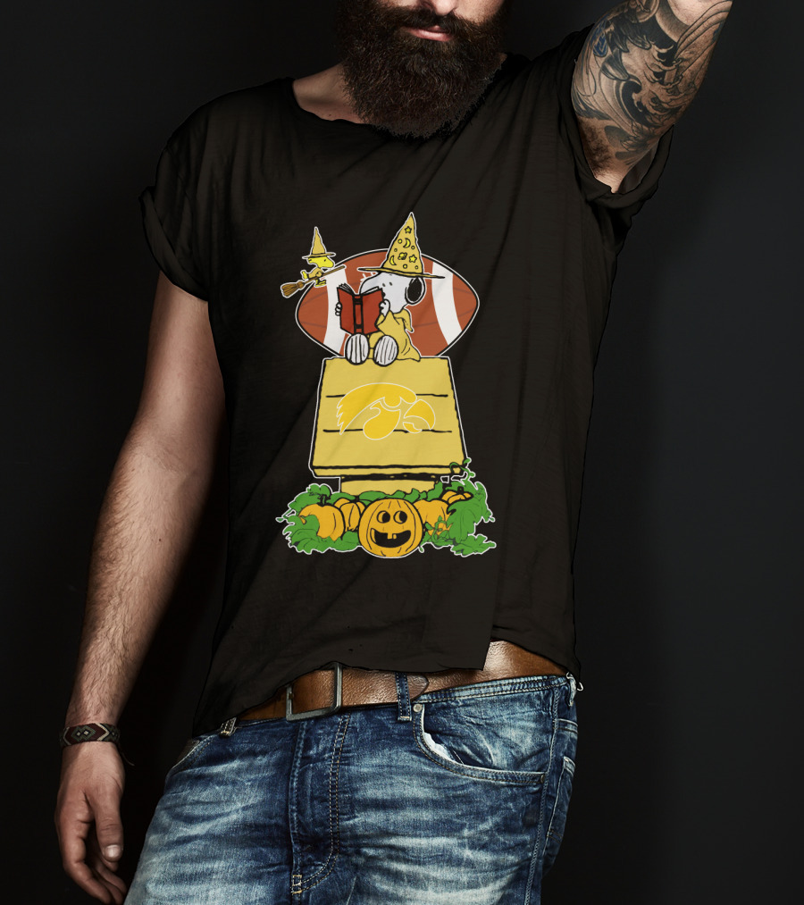 Halloween University Of Iowa Football Peanuts Snoopy Pumpkin House T-Shirt