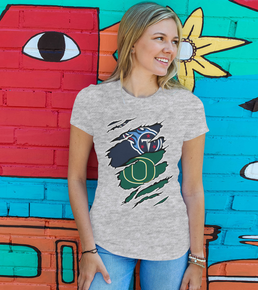 Tennessee Titans And Oregon Ducks Ripped Logo Claw Marks T-Shirt