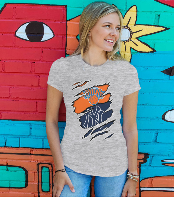 New York Knicks Yankees Split T-Shirt