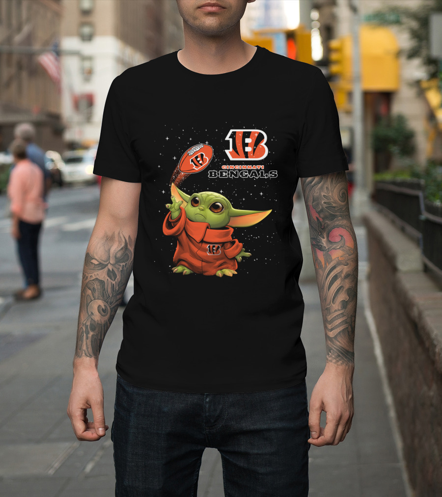 Cincinnati Bengals Baby Yoda Force Powers Football Team T-Shirt