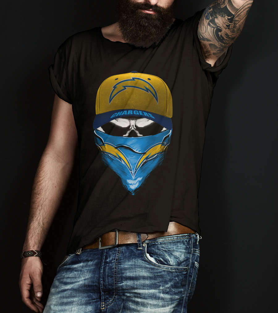 Los Angeles Chargers Skull Hat And Bandana T-Shirt