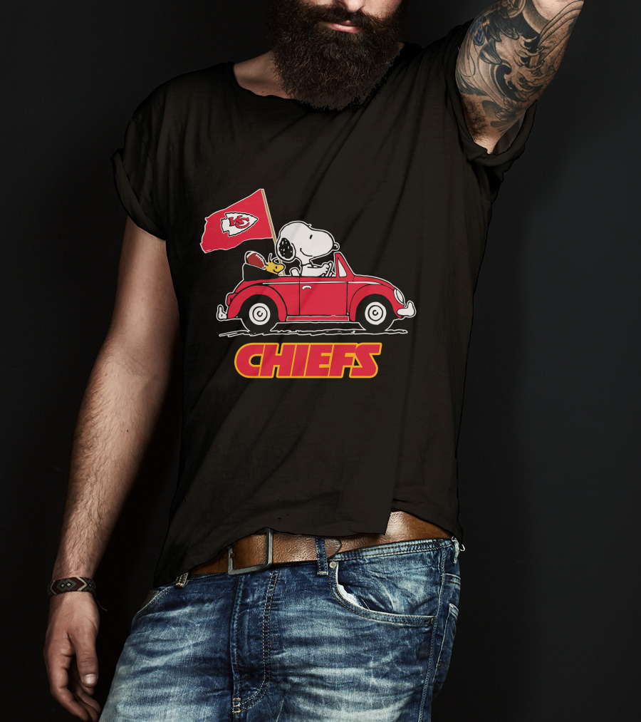 Snoopy Kansas City Chiefs Football Fan Car Ride T-Shirt