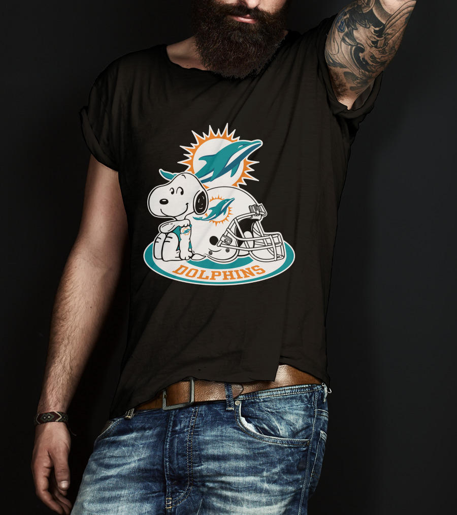 Miami Dolphins Snoopy Helmet Logo With Peanuts Character T-Shirt