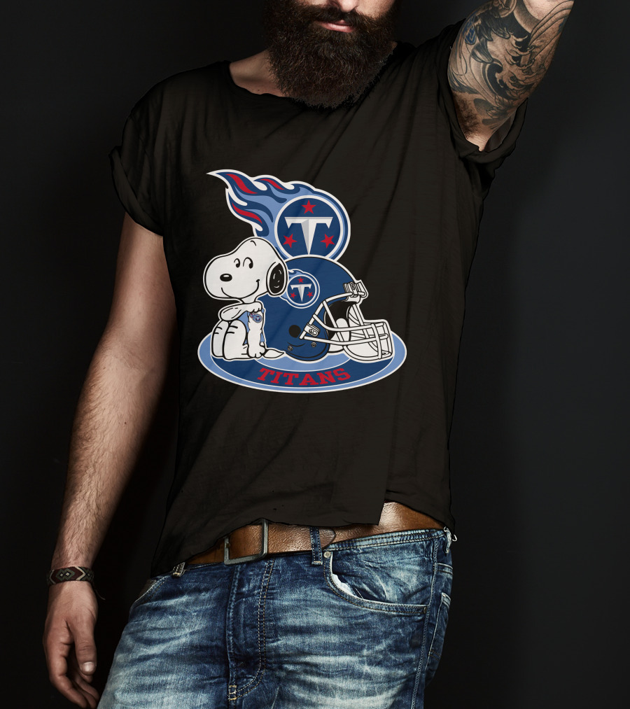 Tennessee Titans Snoopy Football Mascot T-Shirt