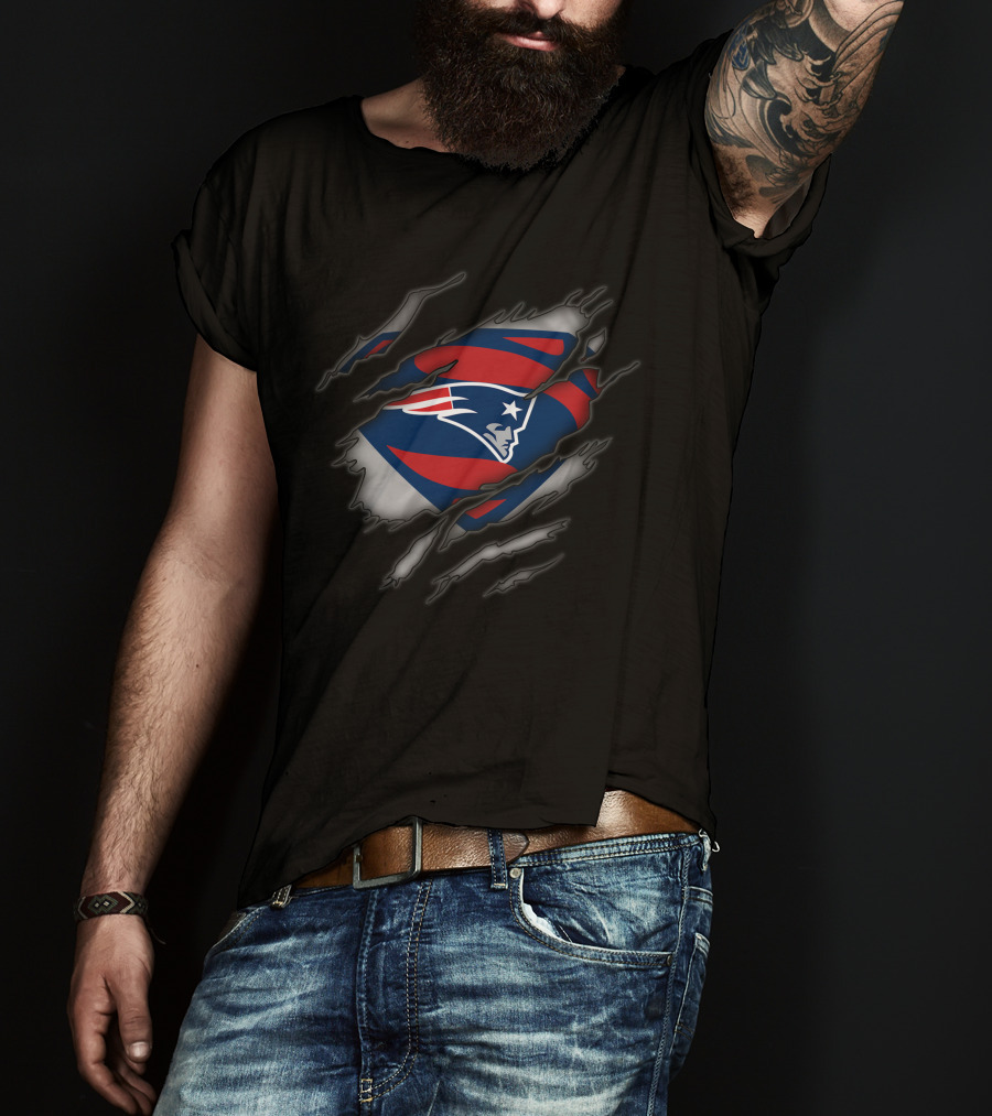 New England Patriots Logo Superman Ripped Chest T-Shirt
