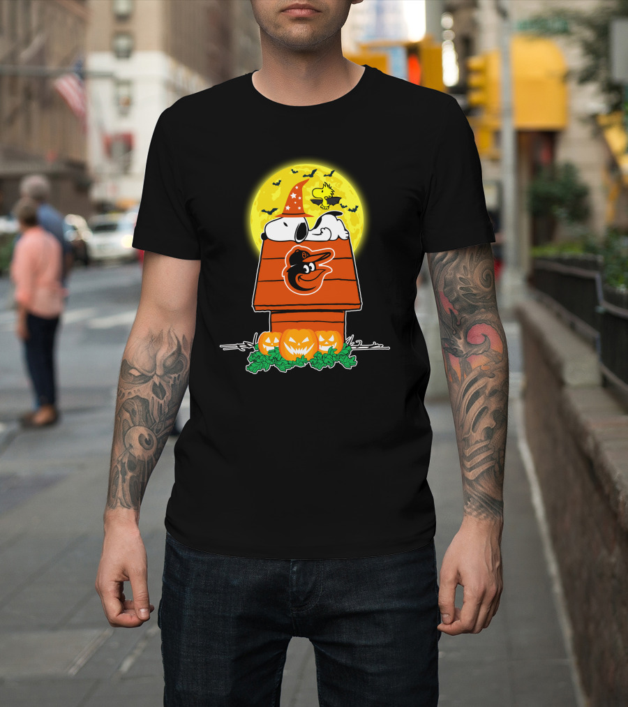 Baltimore Orioles Snoopy Woodstock Pumpkins Full Moon Halloween T-Shirt