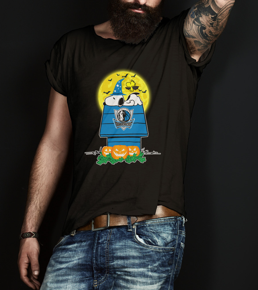 Dallas Mavericks Snoopy Halloween Doghouse Moon Pumpkins T-Shirt