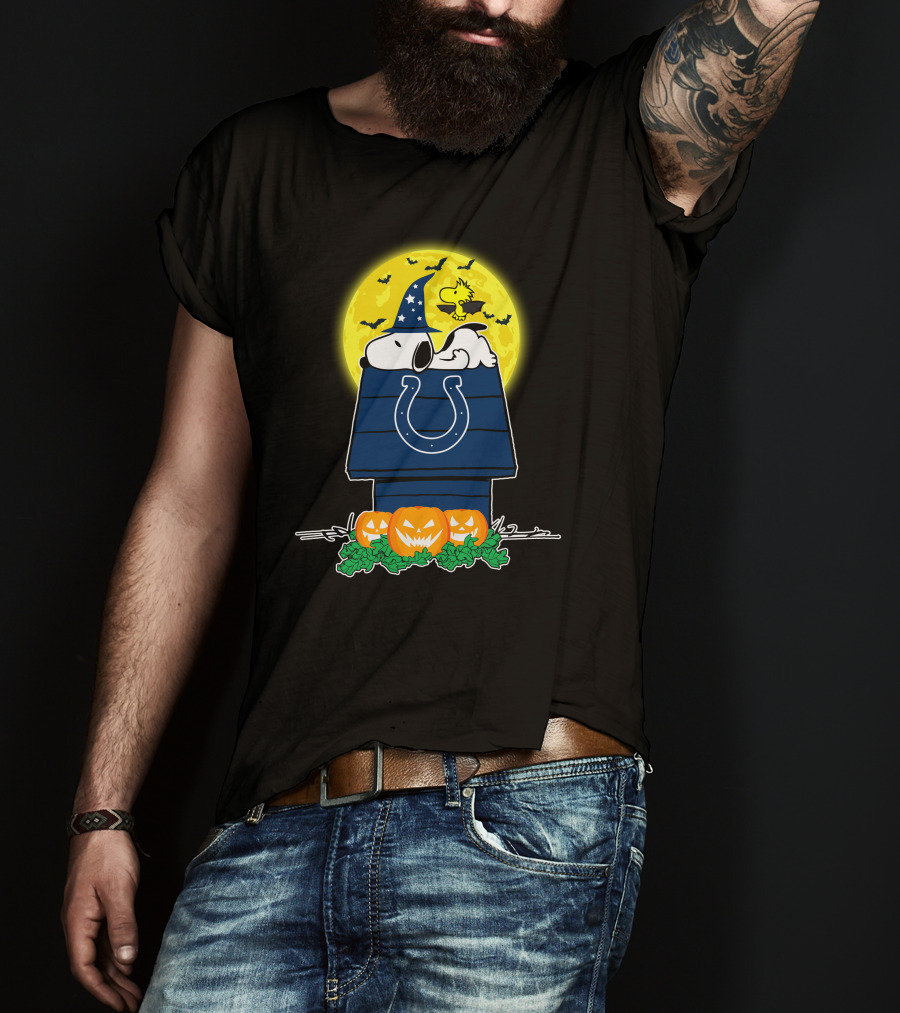 Indianapolis Colts Snoopy Halloween Moon Pumpkins Woodstock Bats T-Shirt