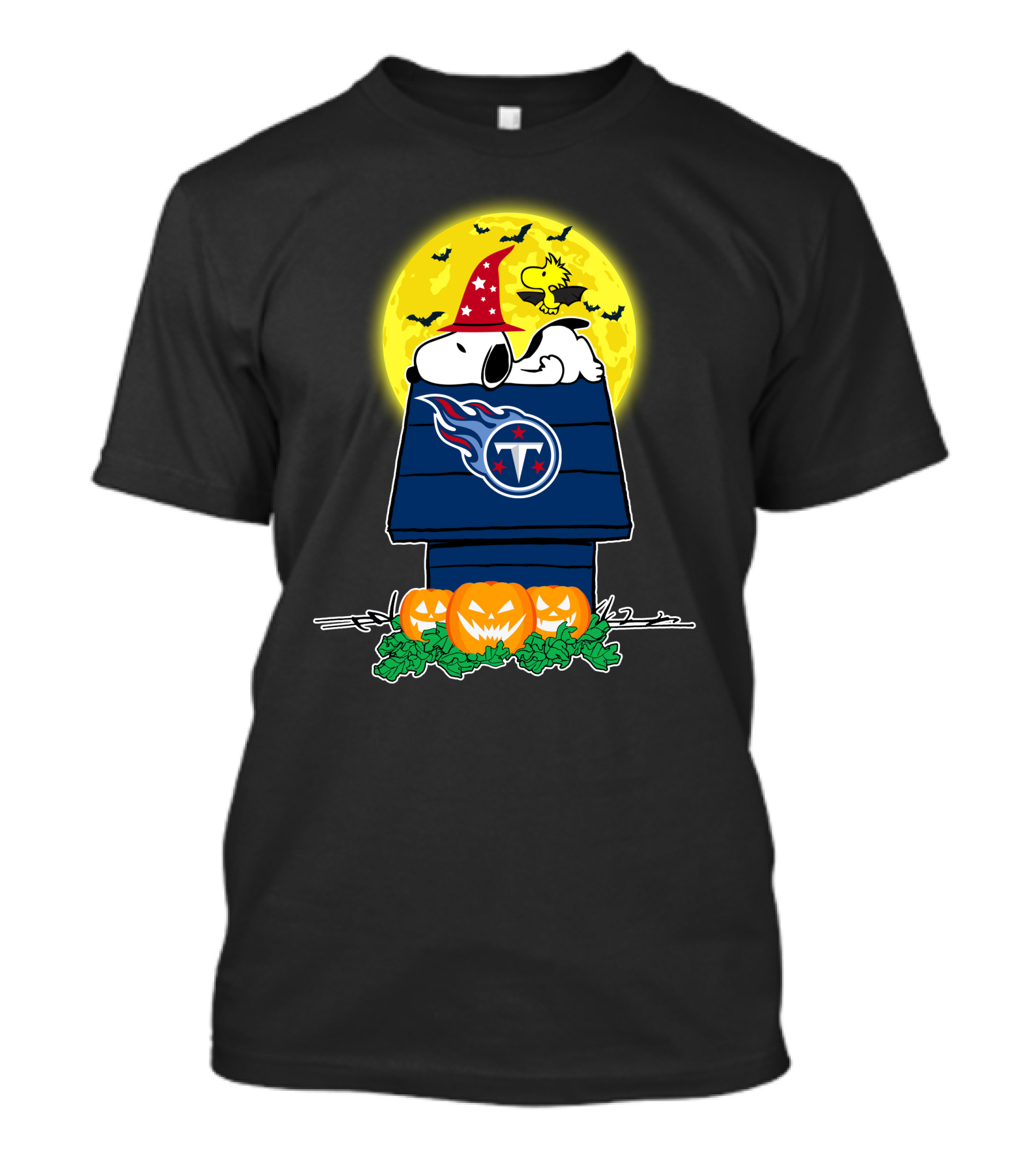 Tennessee Titans Snoopy Halloween Peanuts Doghouse Bats Pumpkins Woodstock Moon T-Shirt