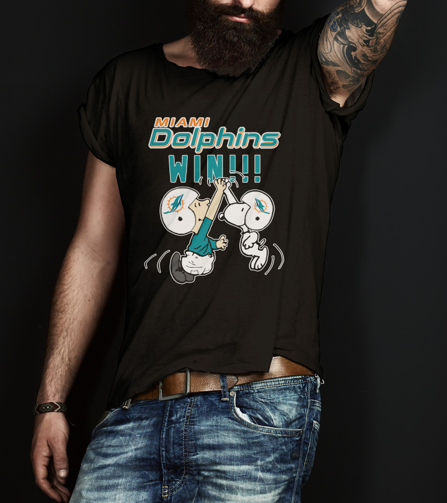 Miami Dolphins Win Peanuts Characters High Five Celebration T-Shirt