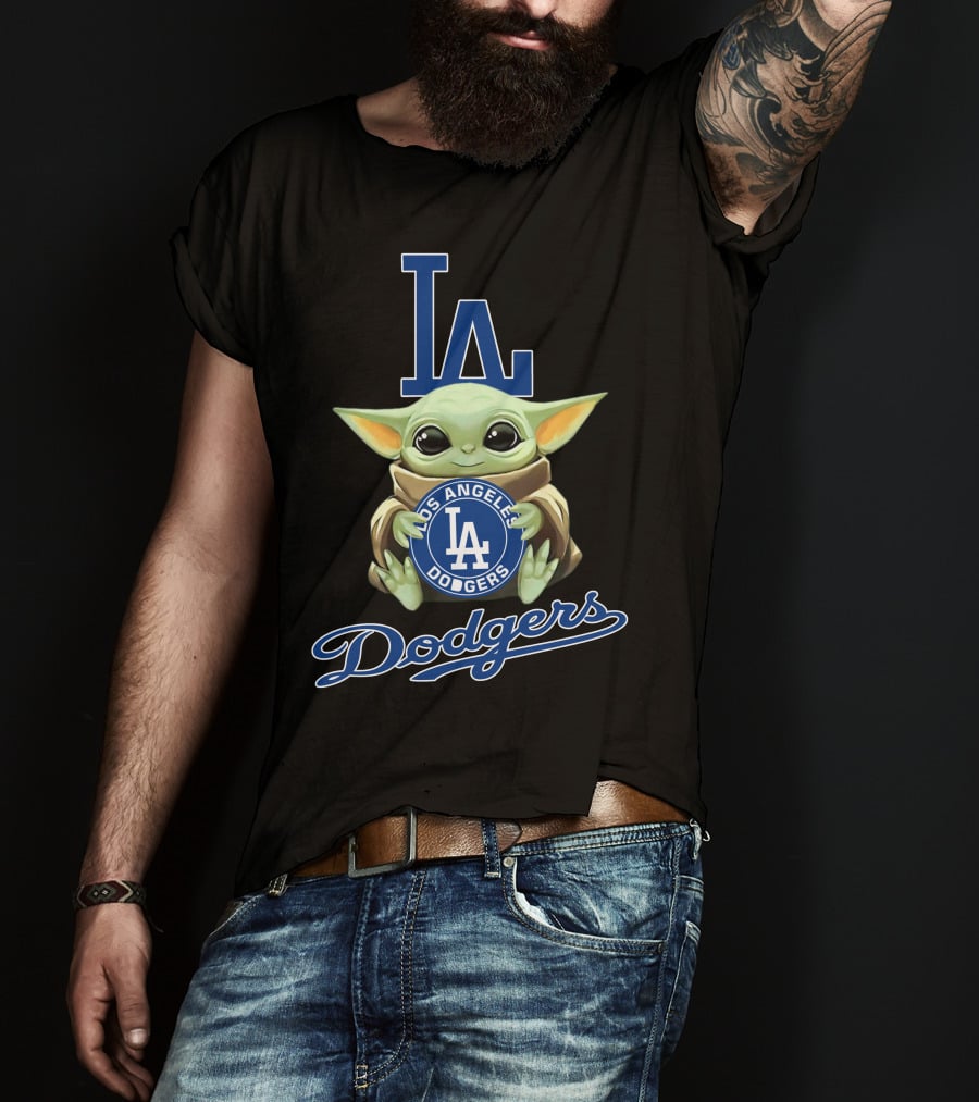 Los Angeles Dodgers Baby Yoda Holding La T-Shirt