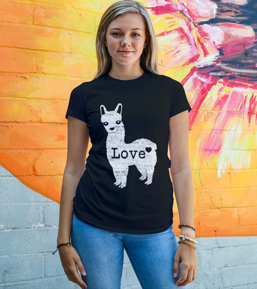 Llama Love Distressed Heart Design With Alpaca T-Shirt