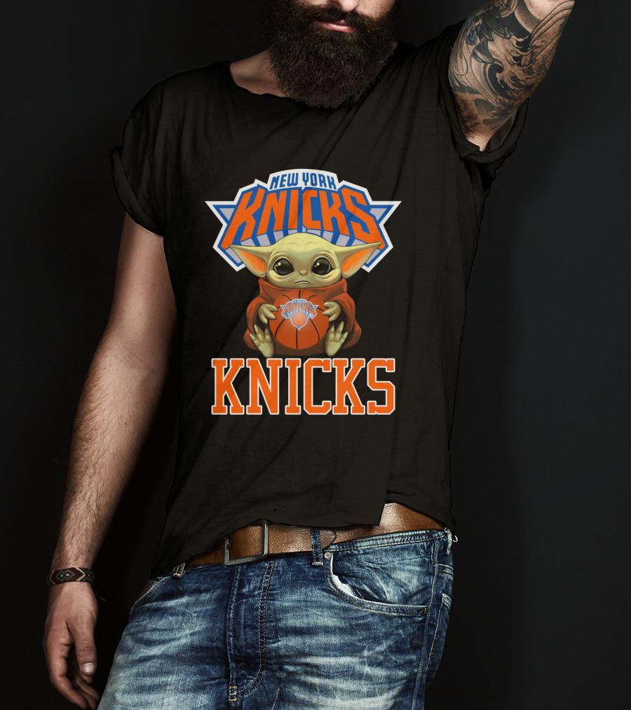 New York Knicks Baby Yoda Basketball Fan T-Shirt