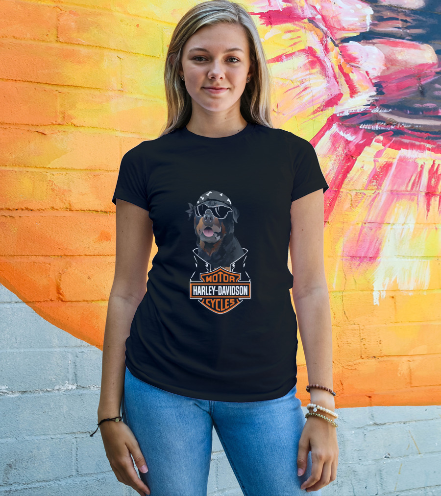 Rottweiler Harley Davidson Motorcycles Biker Bandana And Sunglasses T-Shirt