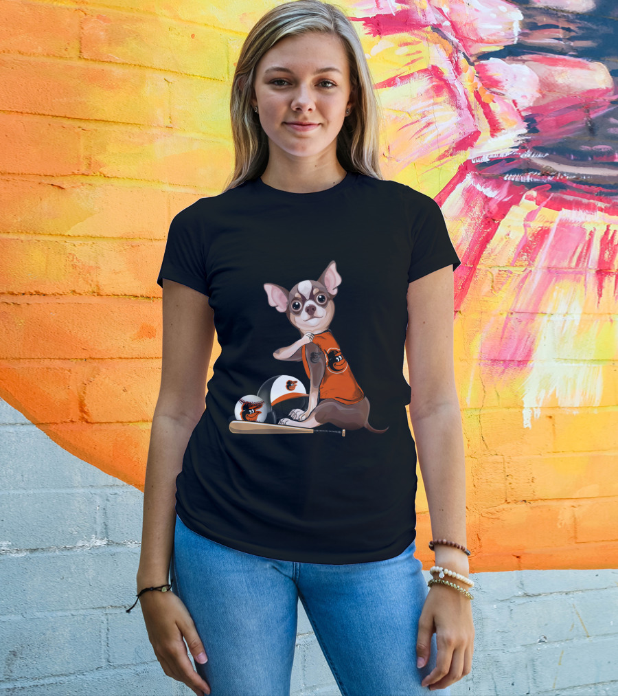 Baltimore Orioles Chihuahua Baseball Fan With Bat And Helmet T-Shirt