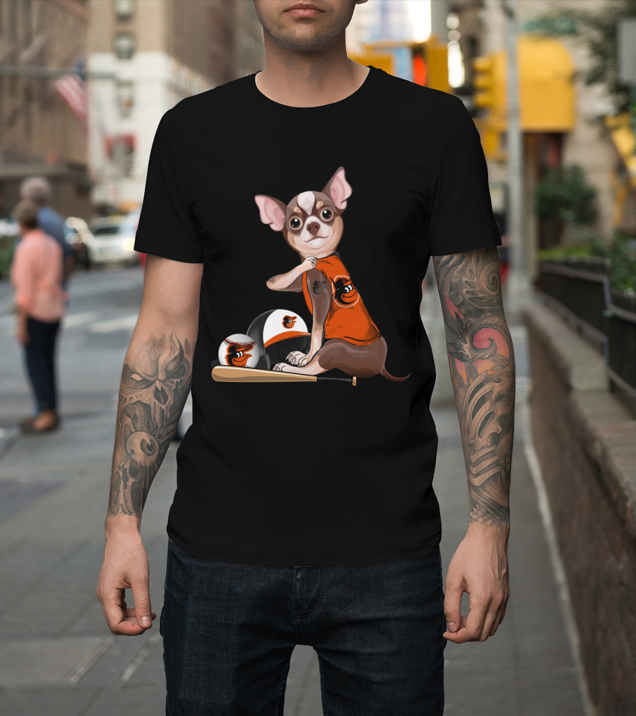 Baltimore Orioles Chihuahua Baseball Fan with Bat and Helmet T-Shirt