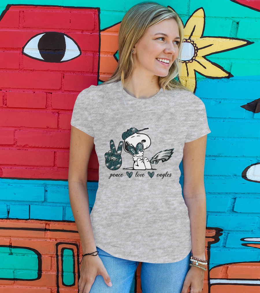 Peace Love Philadelphia Eagles Peanuts Snoopy NFL Football Fan T-Shirt