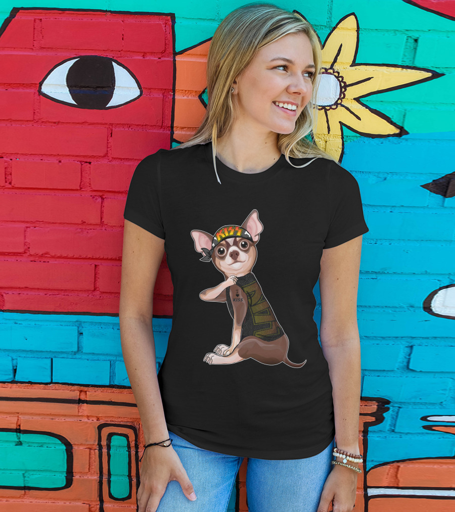 Chihuahua Love I Kiss Bandana Tat Sleeve T-Shirt