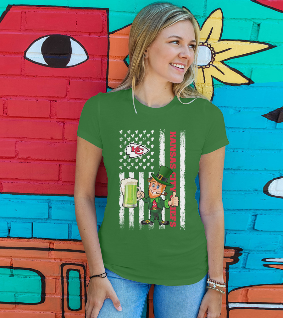 Kansas City Chiefs Leprechaun St Patrick's Day Shamrock Flag T-Shirt