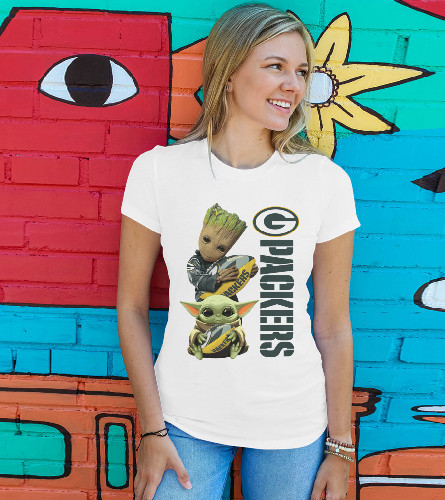 Baby Groot And Baby Yoda With Packers Football T-Shirt