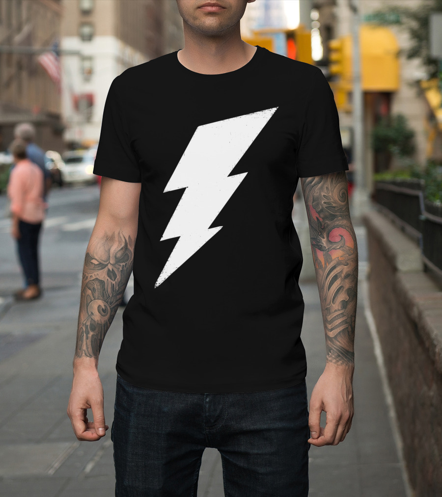 Distressed Lightning Bolt Fun Quick Halloween T-Shirt