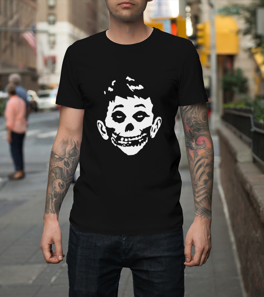 Mad Misfits Remake Green Hell Skeleton Face T-Shirt