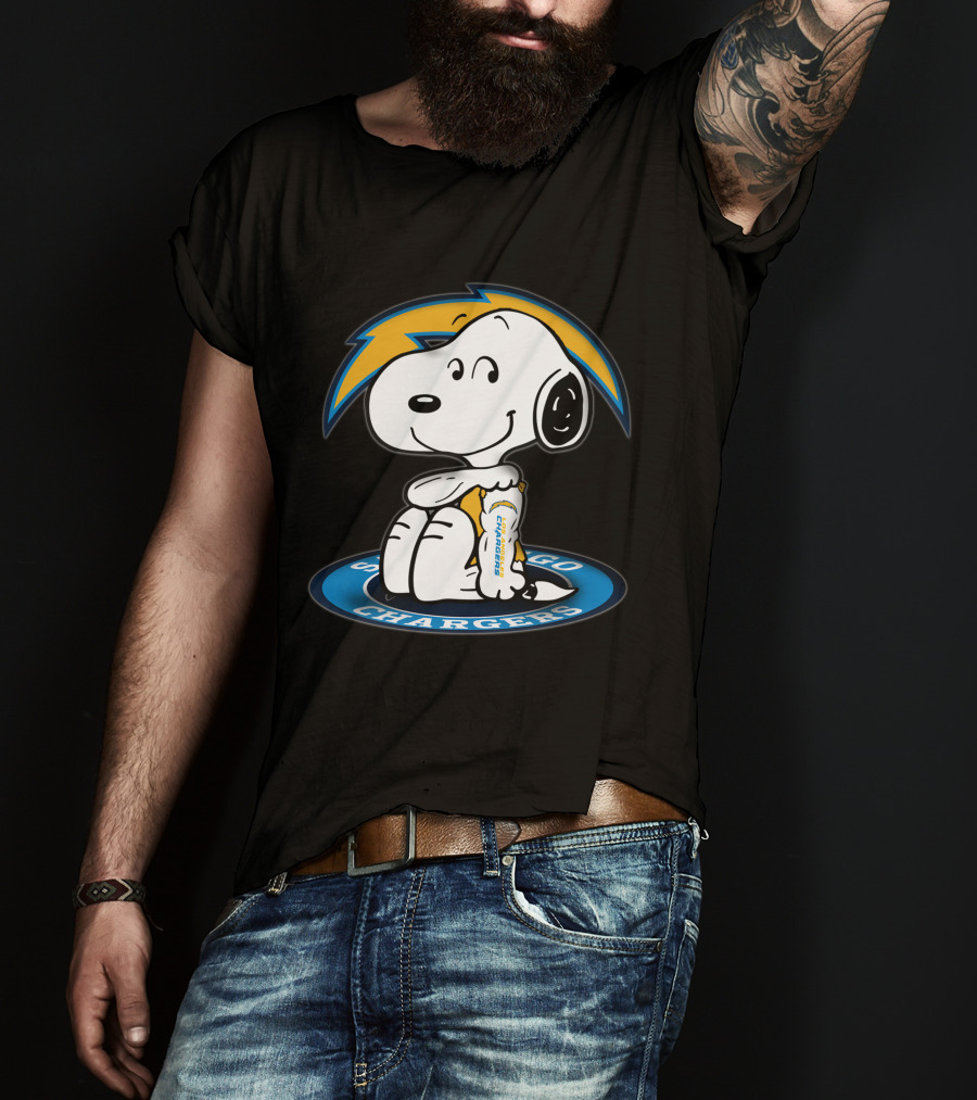 Snoopy Holding Los Angeles Chargers Helmet San Diego Chargers T-Shirt
