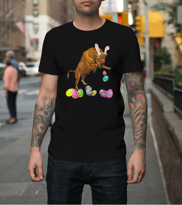 Shirt: Bison With Bunny Rabbit Hat and Colorful Easter Eggs T-Shirt Bison With Bunny Rabbit Hat and Colorful Easter Eggs T-Shirt