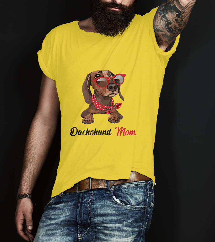 Dachshund Mom Red Glasses And Polka Dot Scarf T-Shirt
