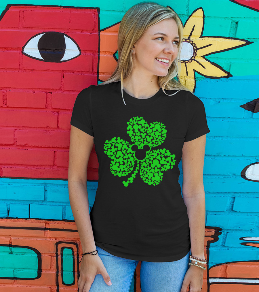 SHAMROCK Mouse Icon Themed St. Patrick's Day Green Flowers T-Shirt