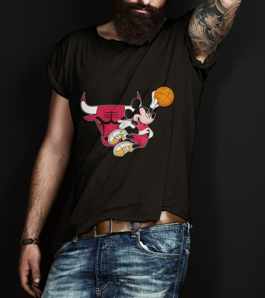 Mickey Chicago Bulls Basketball T-Shirt