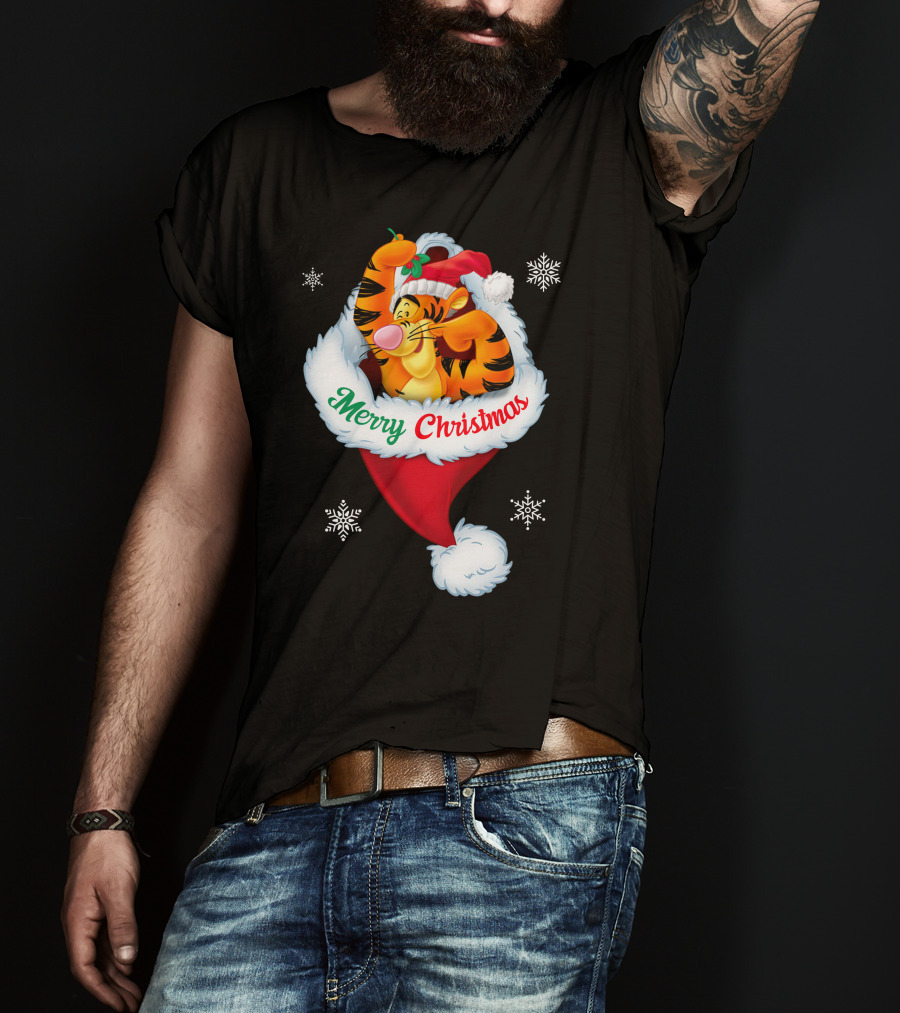 Merry Christmas Tigger Santa Hat Snowflakes T-Shirt