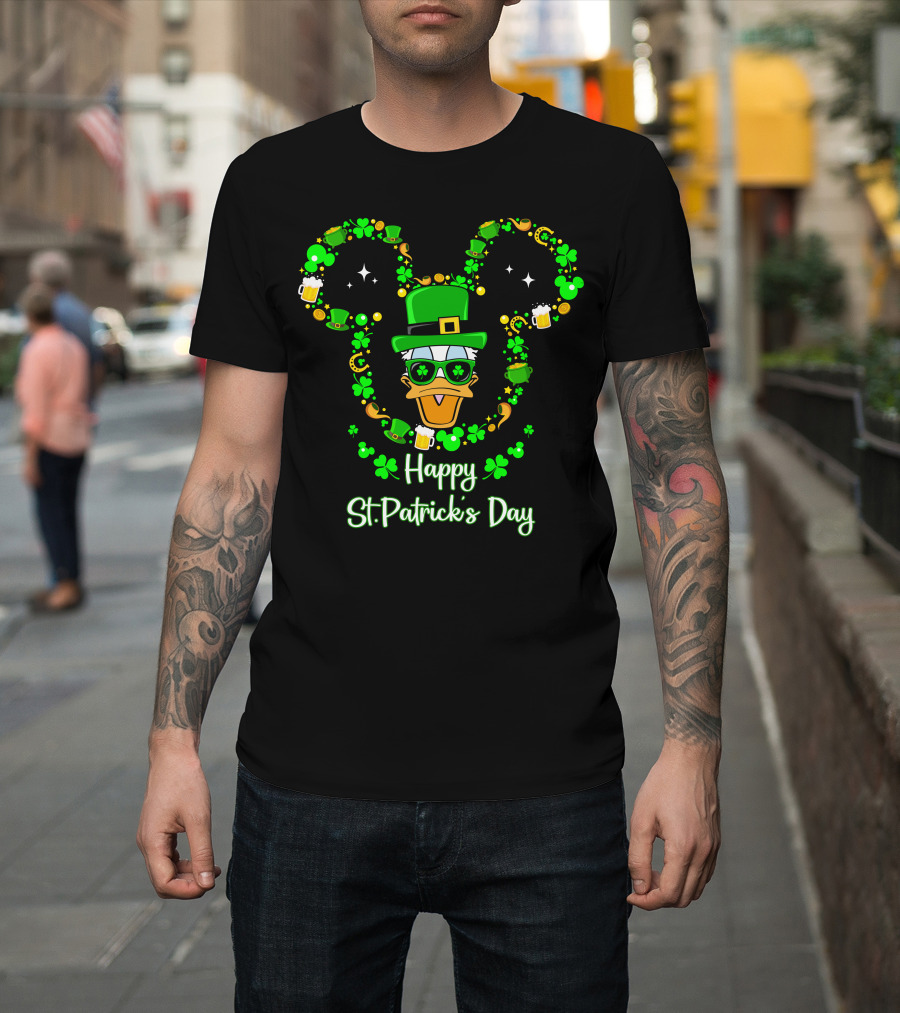 Happy St. Patrick's Day Donald Duck With Shamrocks And Beer T-Shirt