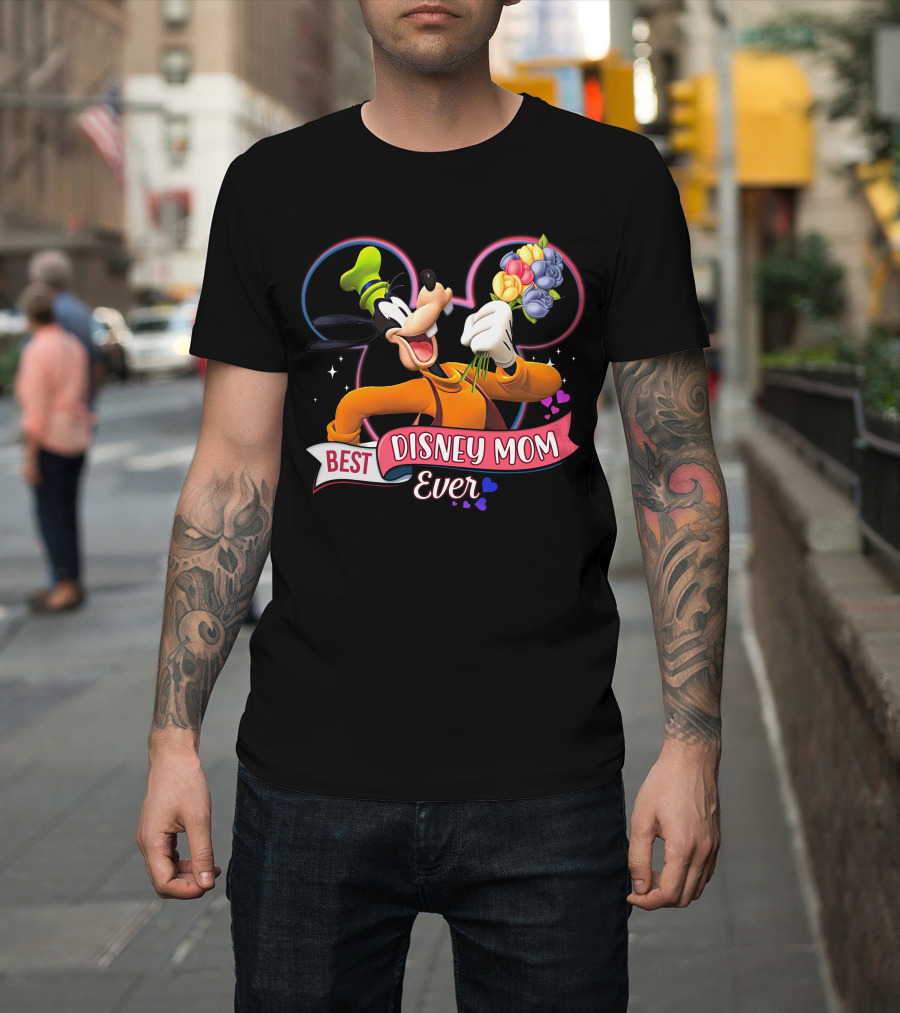 Best Disney Mom Ever Goofy Holding Flowers Pixar Balloons Hearts T-Shirt