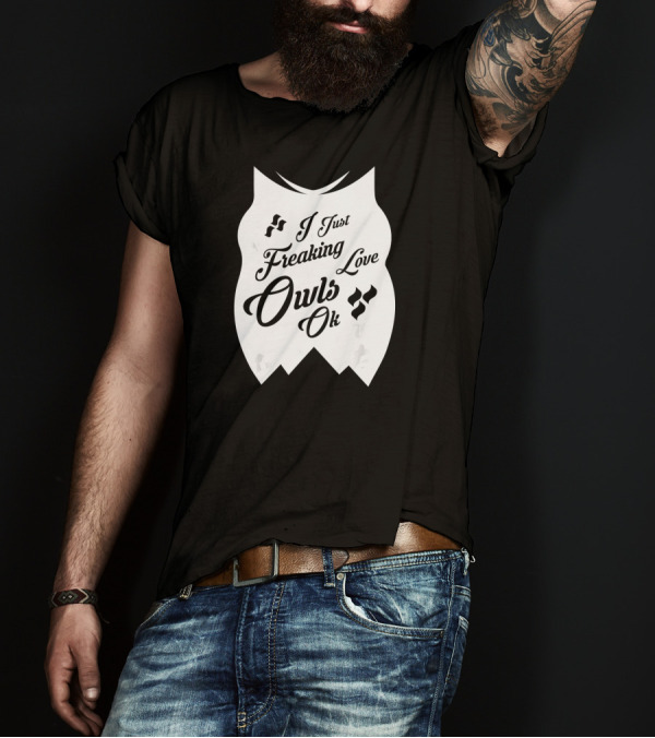 I Just Freaking Love Owls OK Kawaii T-Shirt