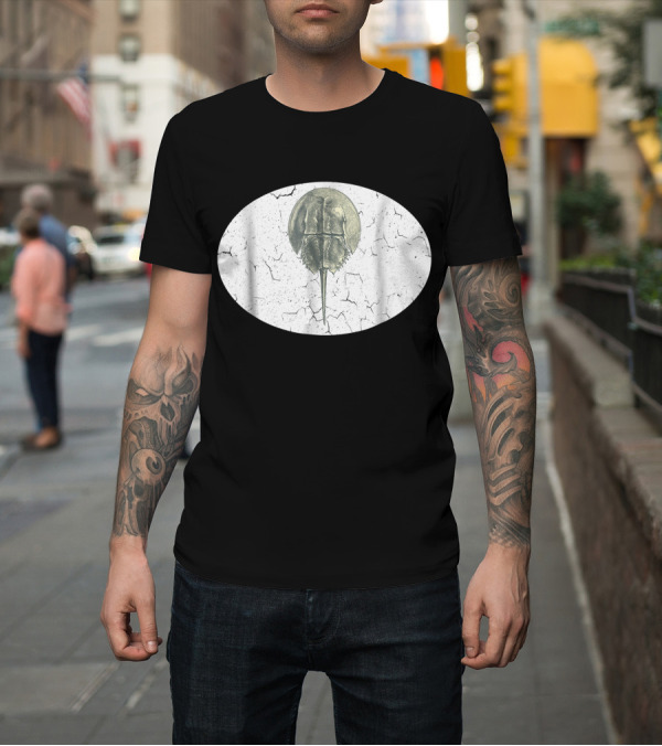 Shirt: Vintage Style Horseshoe Crab Retro Oval Background T-Shirt Vintage Style Horseshoe Crab Retro Oval Background T-Shirt