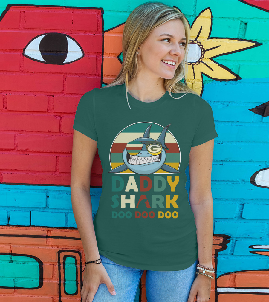Daddy Shark Green Bay Packers Doo Doo Doo T-Shirt