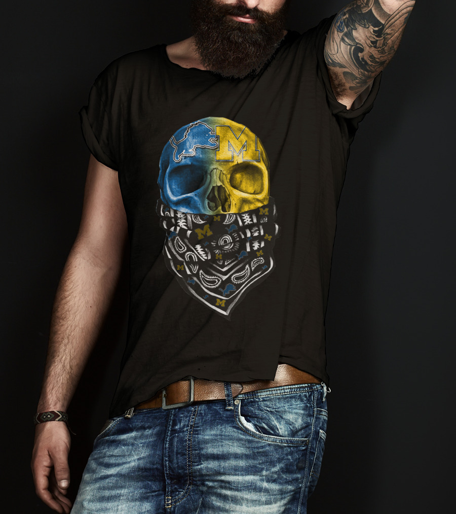 Lions Blue Michigan M Skull Bandana T-Shirt
