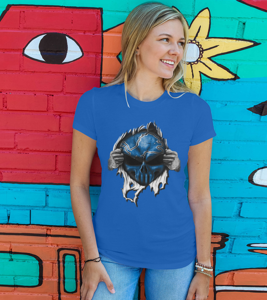 Detroit Lions Skull Design Blue Ripped Background T-Shirt