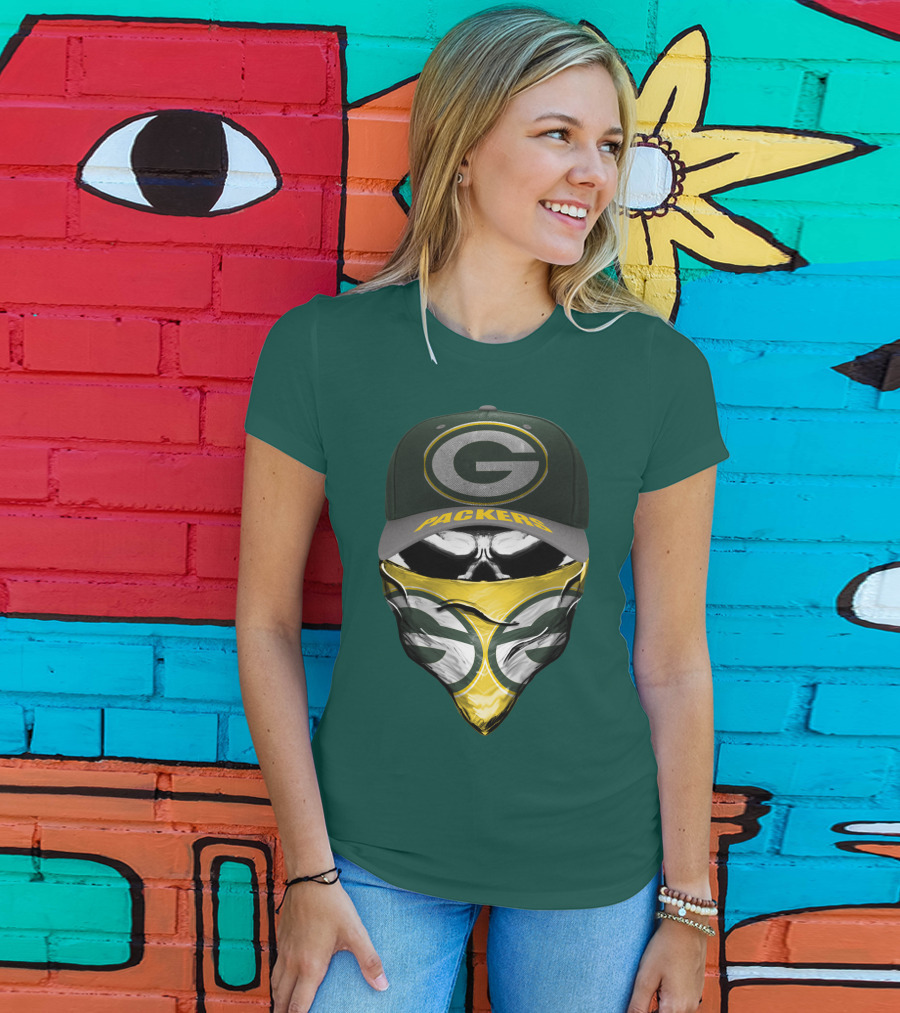 Green Bay Packers G Cap And Bandana Face Skull T-Shirt