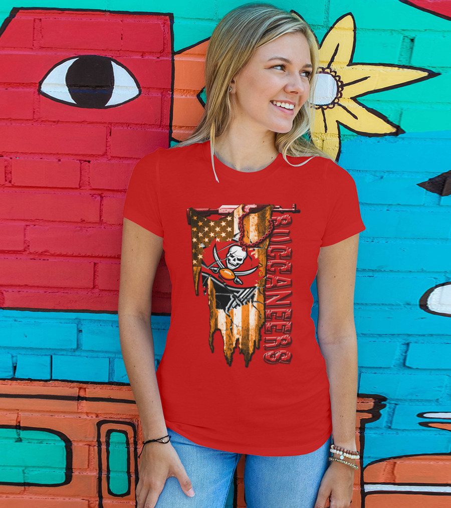 Tampa Bay Buccaneers American Flag Skull T-Shirt