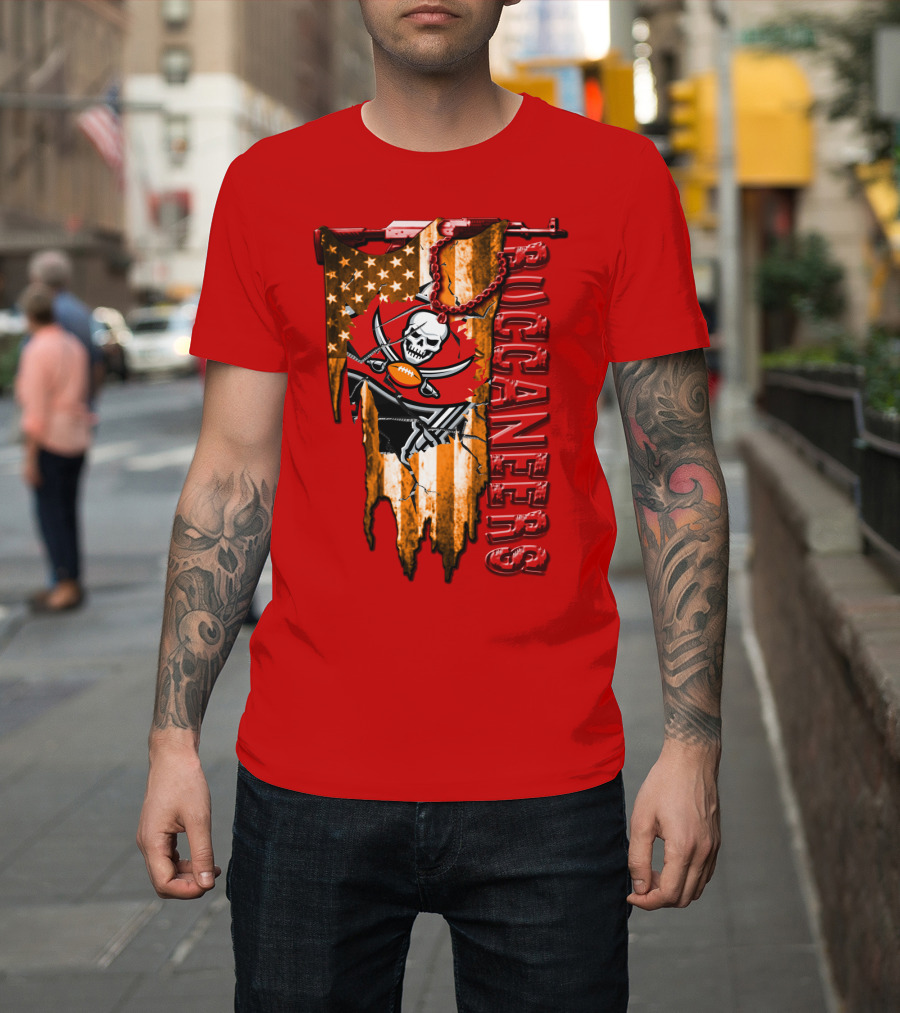 Tampa Bay Buccaneers American Flag Skull T-Shirt