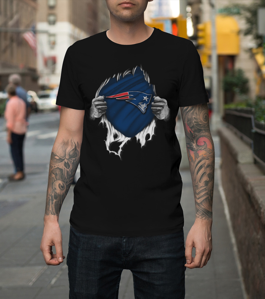 Ripped New England Patriots Fan Spirit T-Shirt