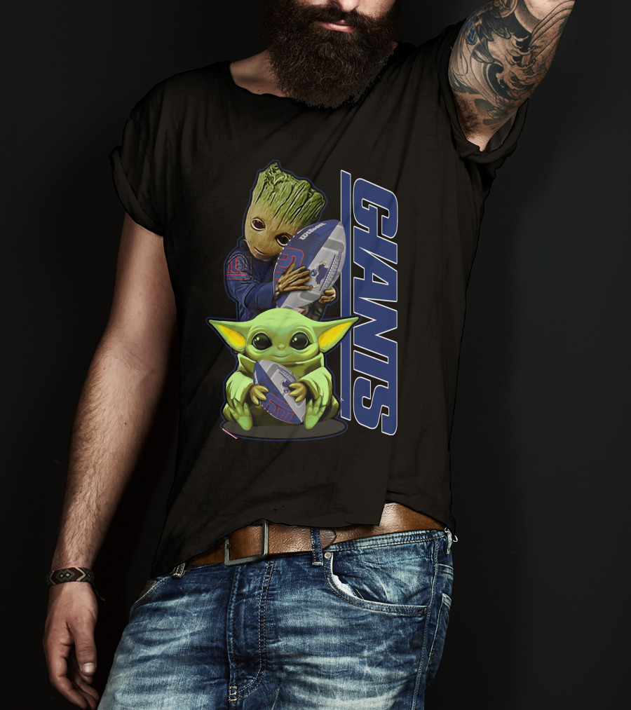 Grzd New York Giants Baby Groot And Grogu Football T-Shirt