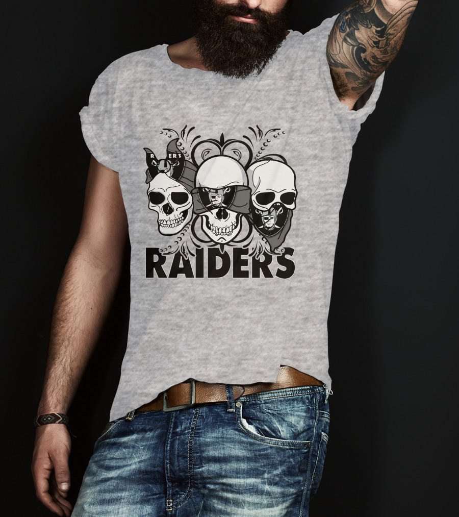 3 Skull Raiders T-Shirt