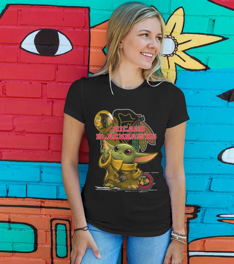 Chicago Blackhawks Baby Yoda With Balloon T-Shirt