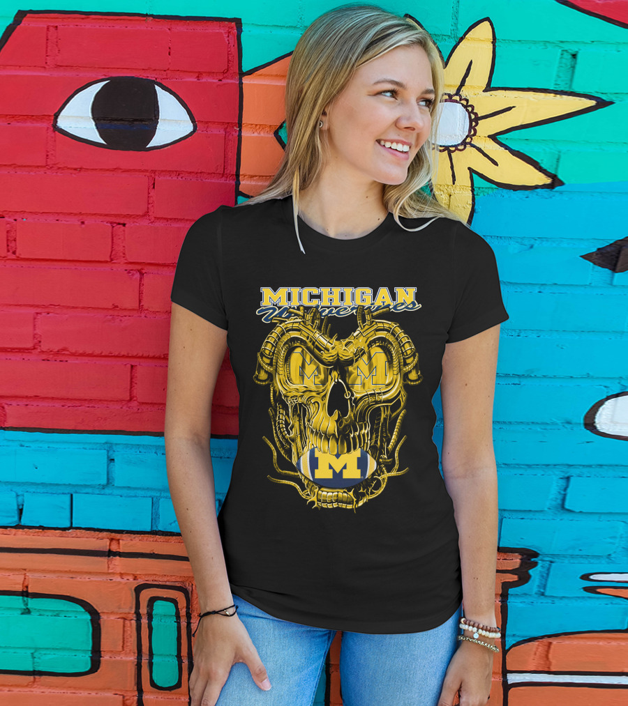 Dragonskull Michigan Wolverines M Football Skull T-Shirt