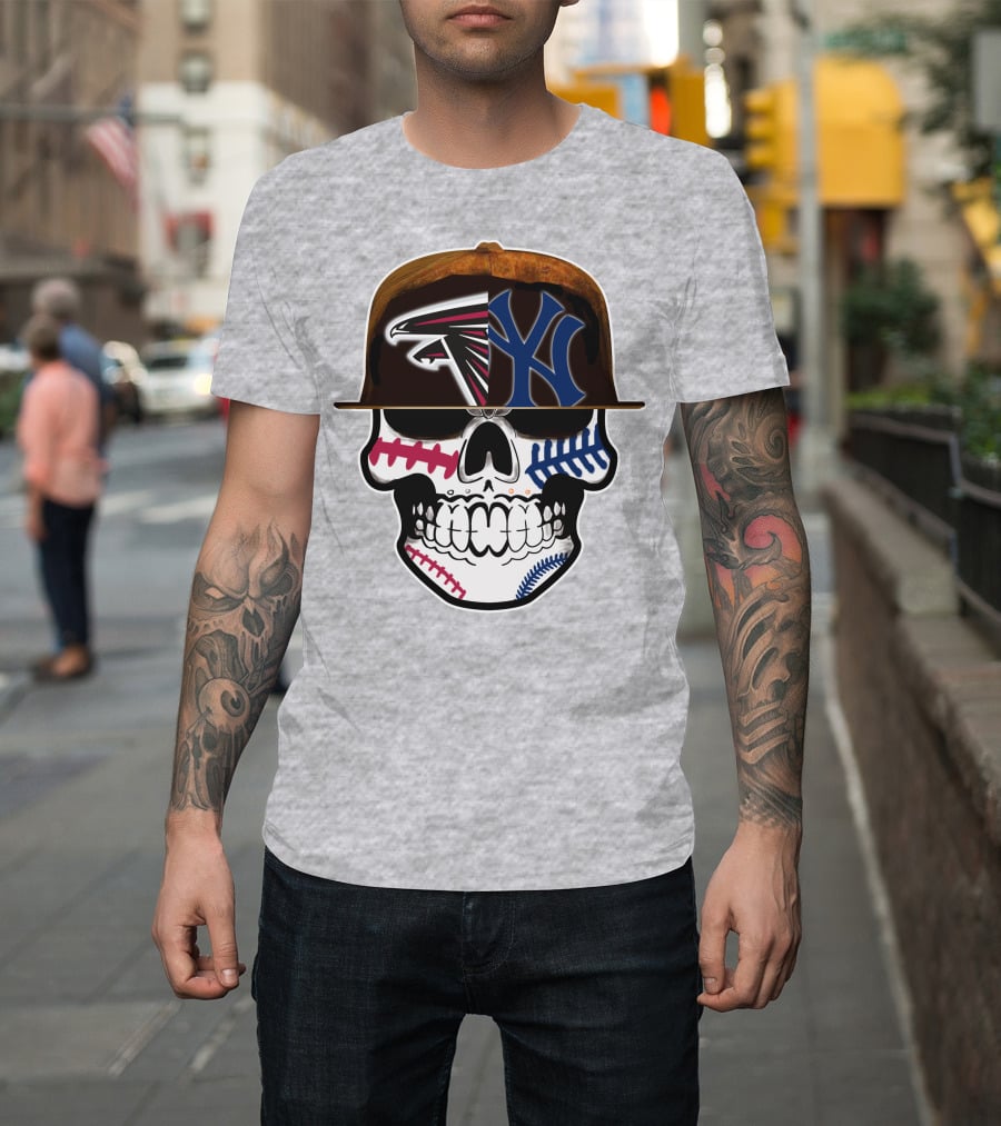 Atlanta Falcons New York Yankees Skull Baseball Football Fusion T-Shirt