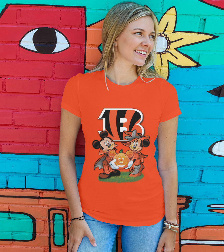 Cincinnati Bengals Halloween Mickey Minnie Pumpkin T-Shirt